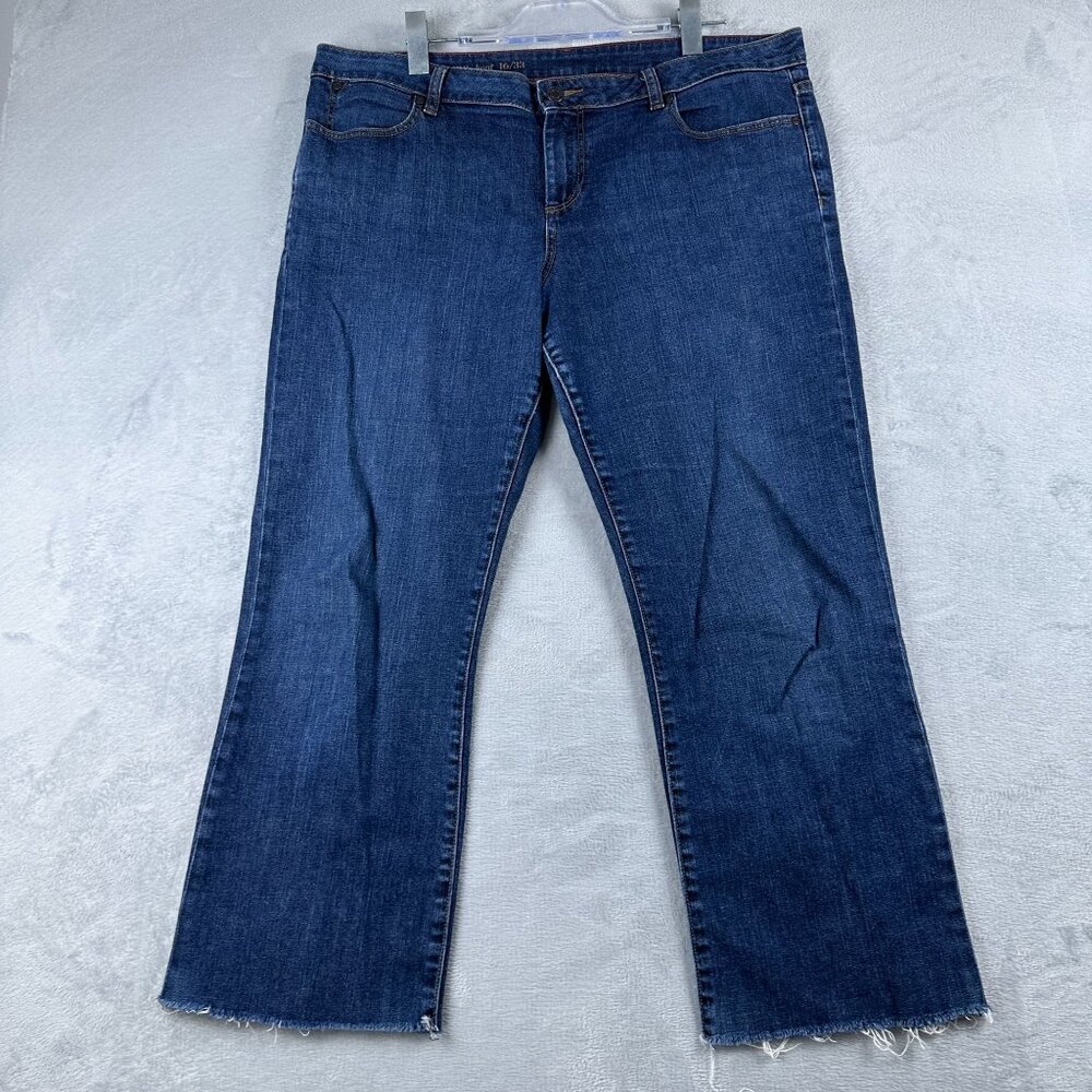 Talbots Signature Bootcut Jeans Womens Size 16/33 Medium Wash Frayed Hem Blue